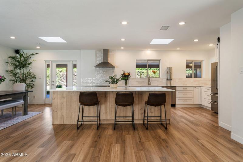 Open Concept Kitchen / Dining