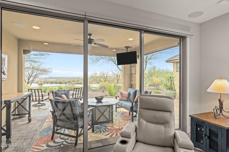 Rolling wall of glass