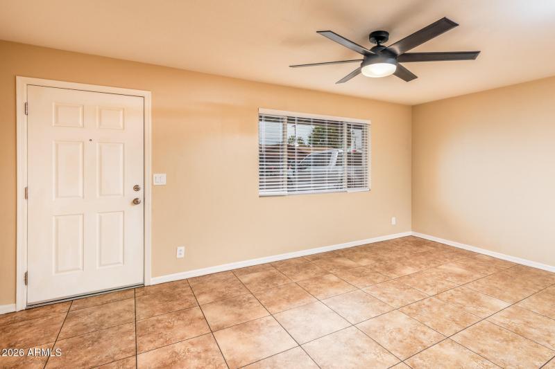 245 E 9th Av-5859-Edit