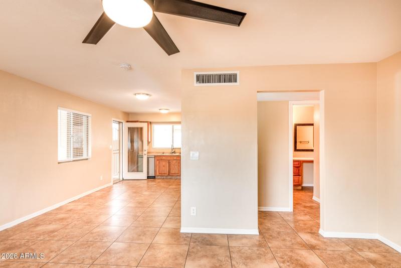 245 E 9th Av-5869-Edit