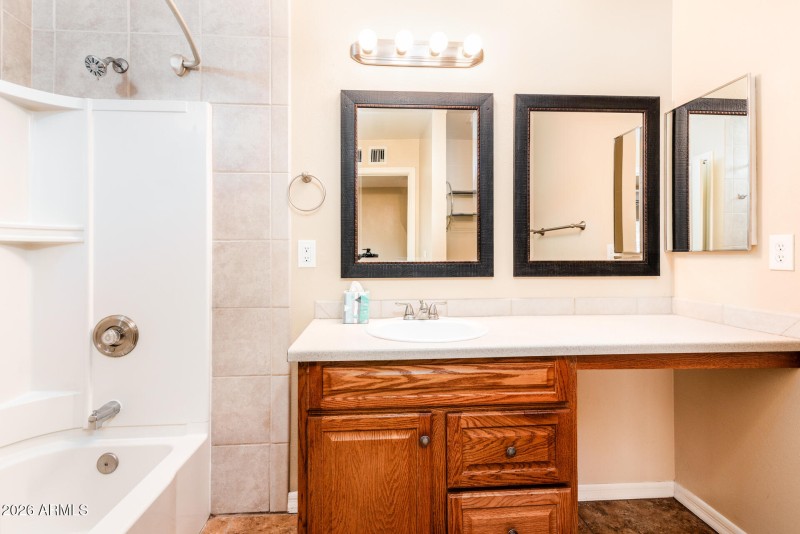 245 E 9th Av-5832-Edit