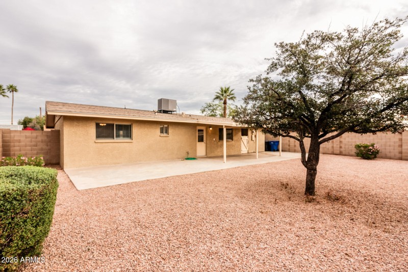 245 E 9th Av-5754-HDR