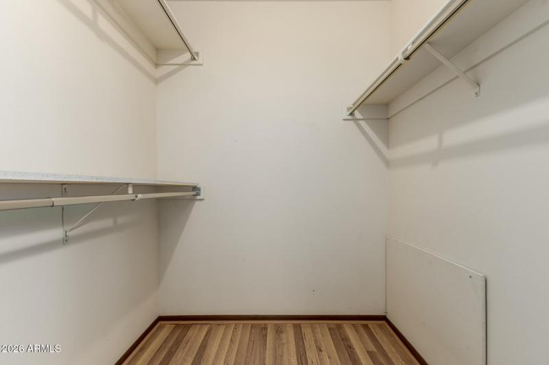 Walk in closet in 2nd bedoom