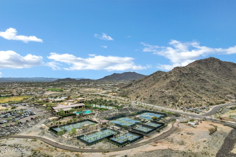 20982 W Edith Way-52