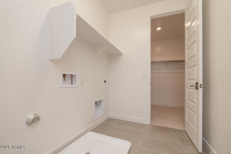 Tri Pointe Waterston Central 114 - Laund