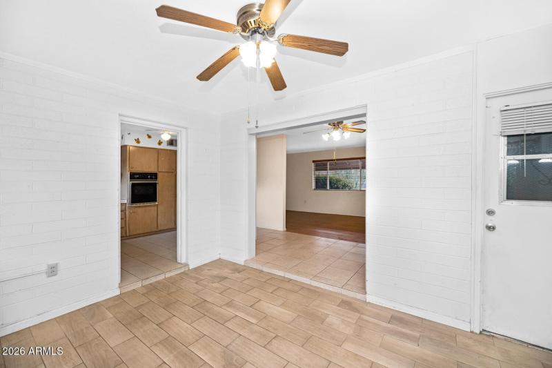 Large Arizona room 2