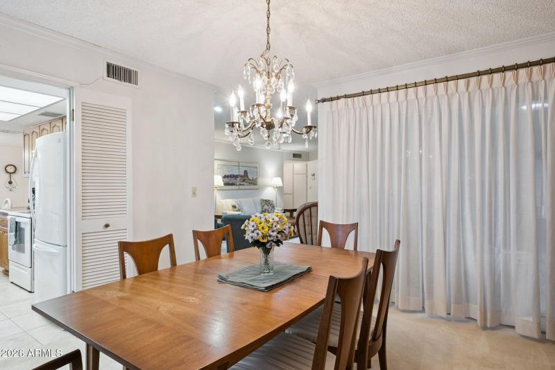 11-web-or-mls-2136-n-stockton-pl