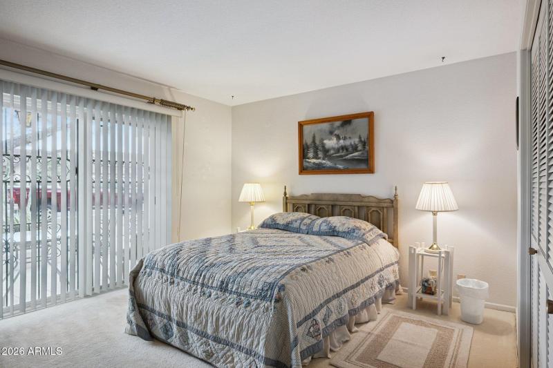 23-web-or-mls-2136-n-stockton-pl