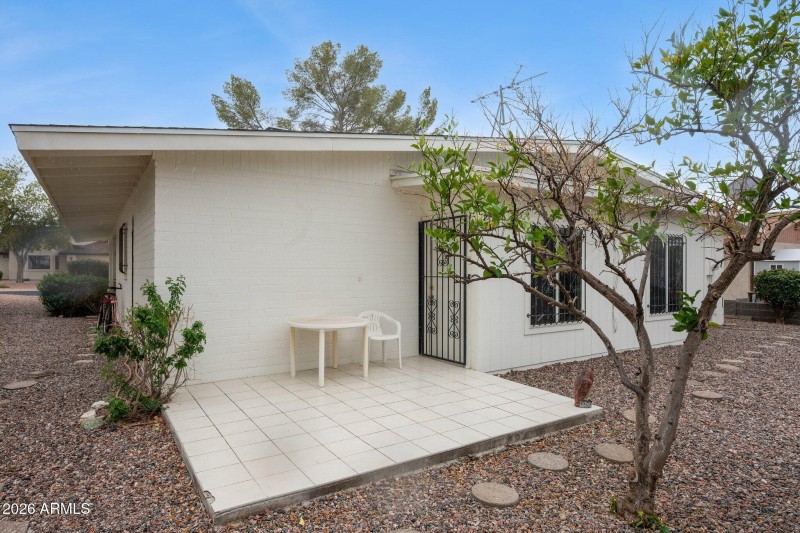 29-web-or-mls-2136-n-stockton-pl