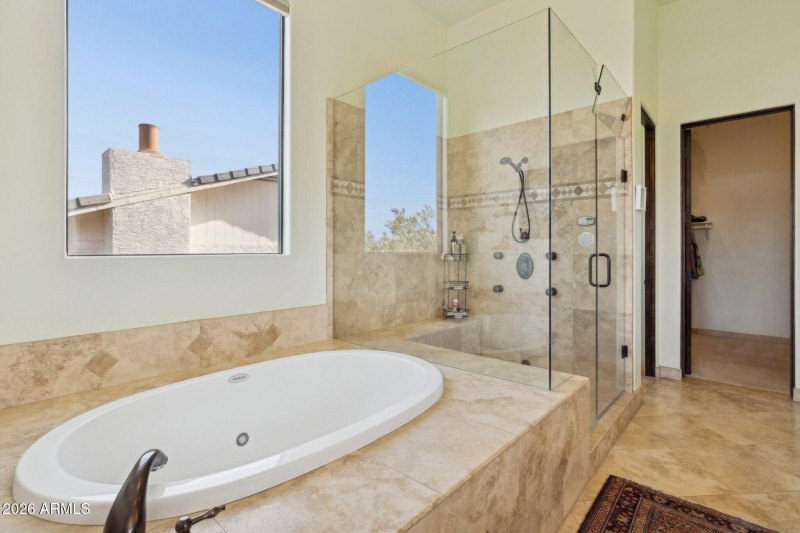 Separte Soaking Tub with Jets