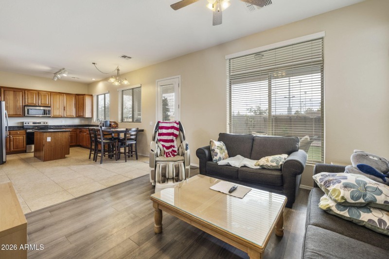 45-web-or-mls-_TM_6812