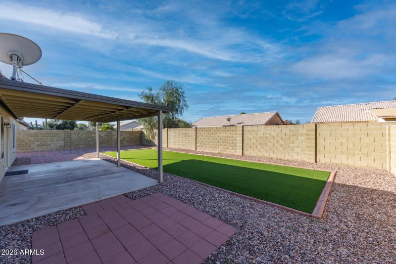 S Evergreen St (824)-8