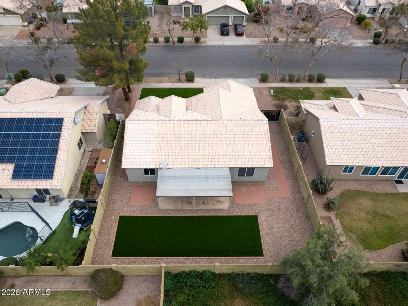 S Evergreen St (824)-36