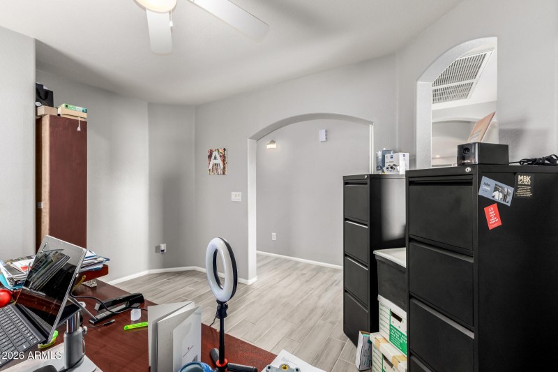 33 - CANDLEWOOD 29473