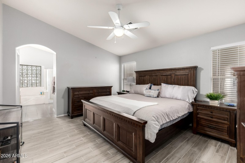 21 - CANDLEWOOD 29473