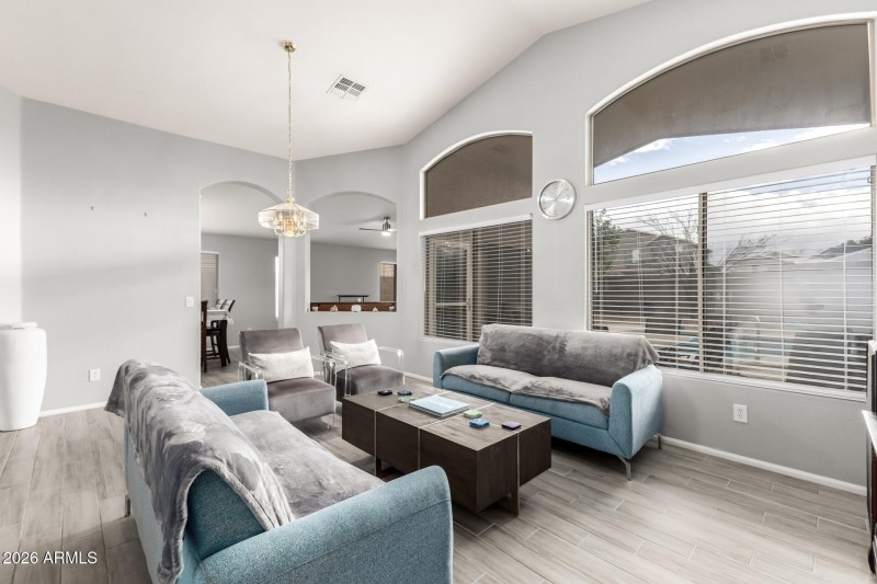 11 - CANDLEWOOD 29473