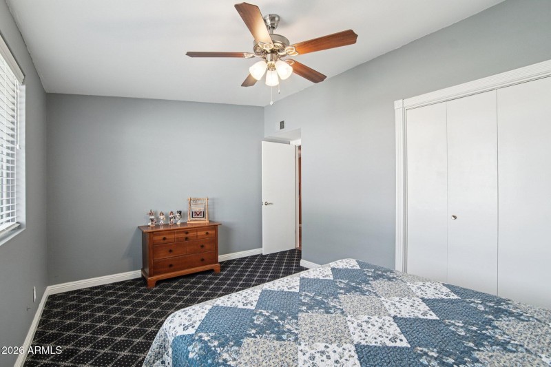 20-web-or-mls-W Windsor Dr-S1902-020