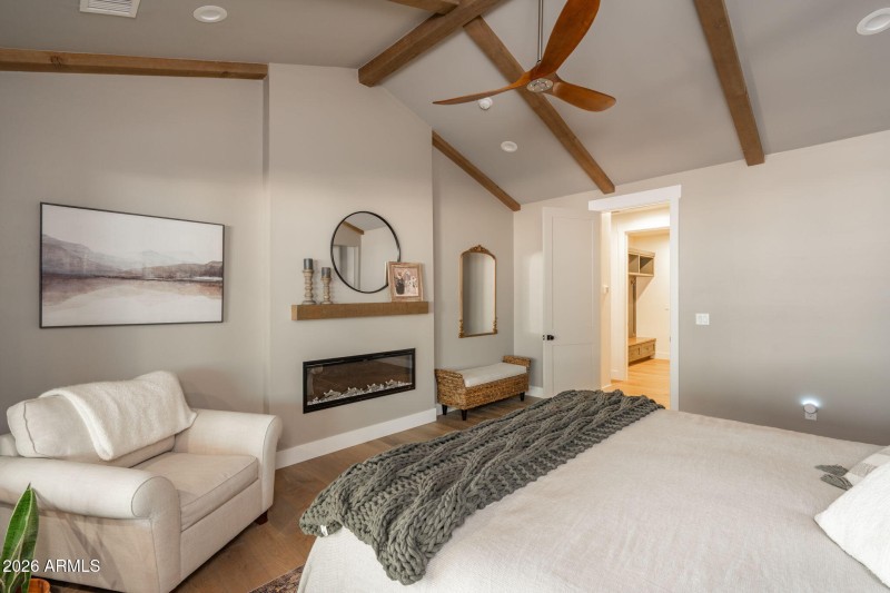 21-web-or-mls-943-estrella-ct