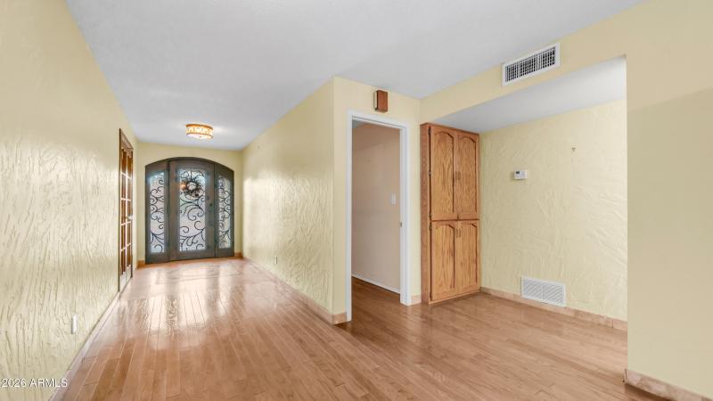 8807 W Christa Way (14)