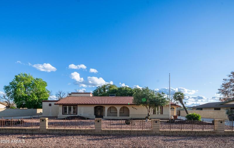 8807 W Christa Way Exterior Photos-3