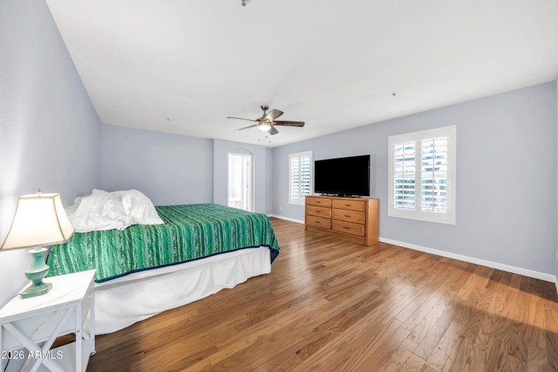 9432 E Voltaire Dr-27