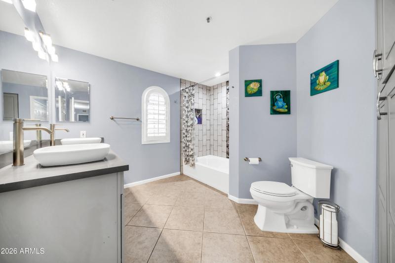 9432 E Voltaire Dr-31