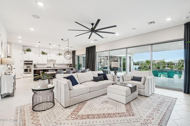 6-web-or-mls-S 184th Ave-S1902-006