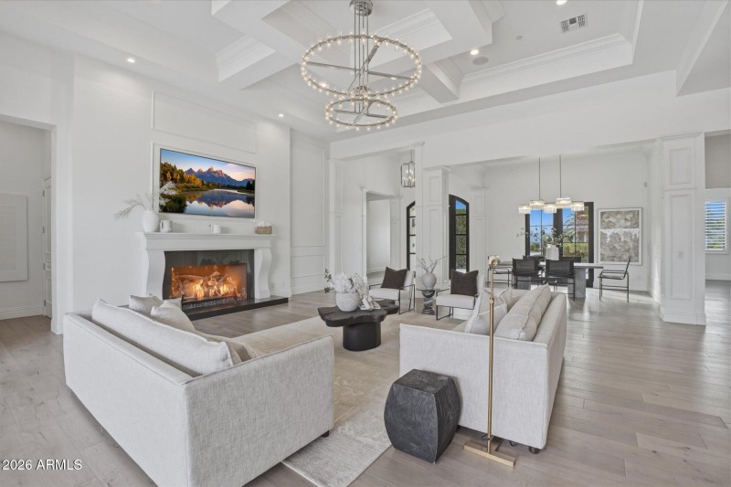 Great Room Sitting & Fireplace