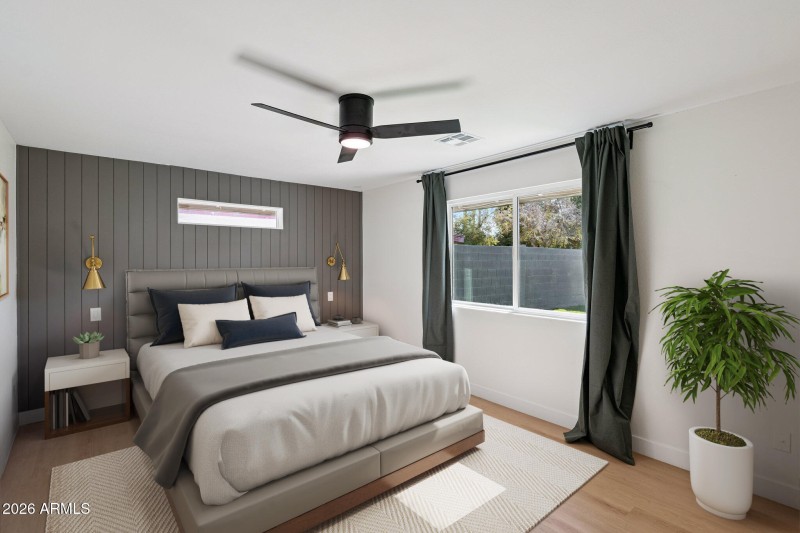 22-web-or-mls-735-e-manhatton-dr_final