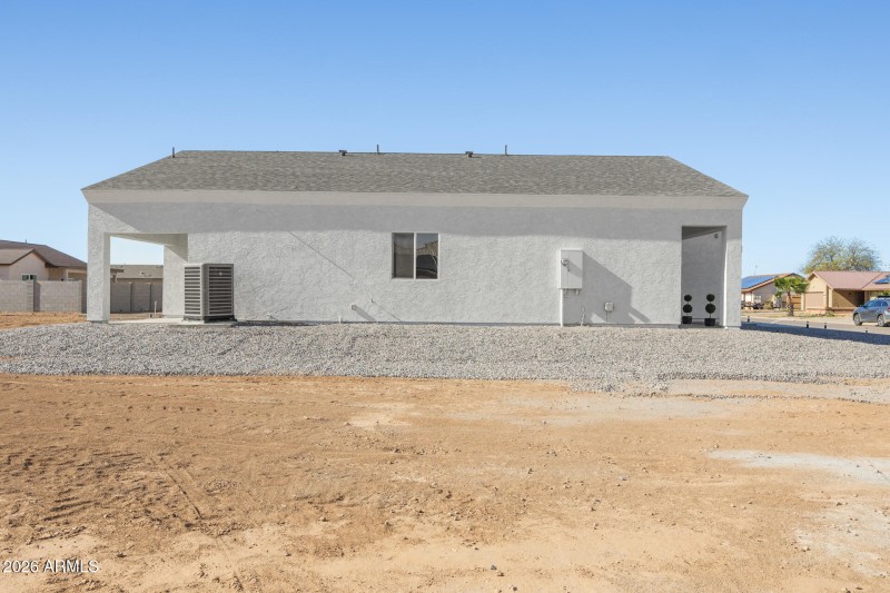 10153 W Wenden - Side Profile Facing Wes