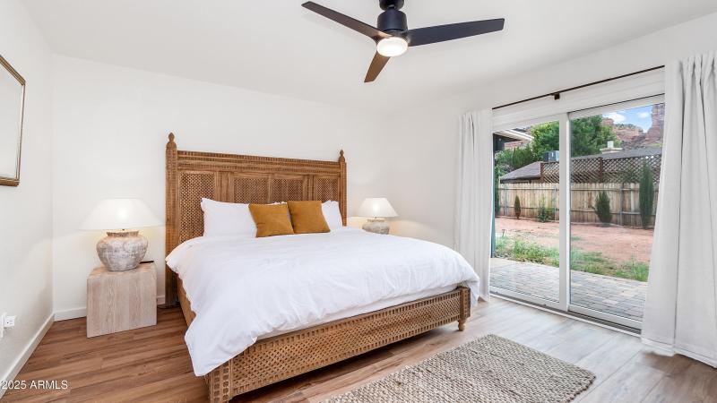 60 Gunsight Hills Dr