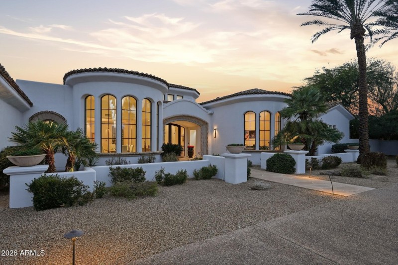 067_Twilight Exterior Front