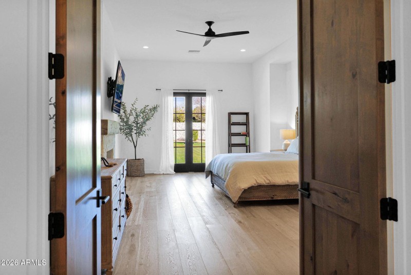 27-web-or-mls-P1514781