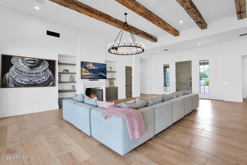 41-web-or-mls-P1514823