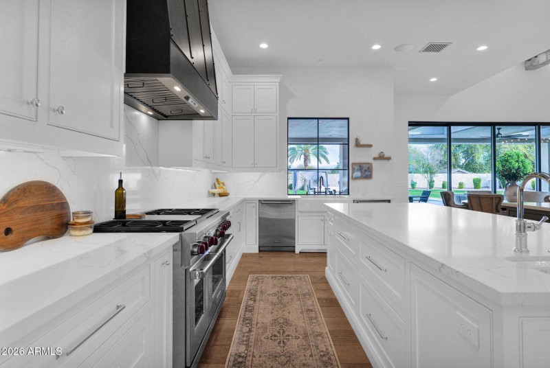 49-web-or-mls-P1514851