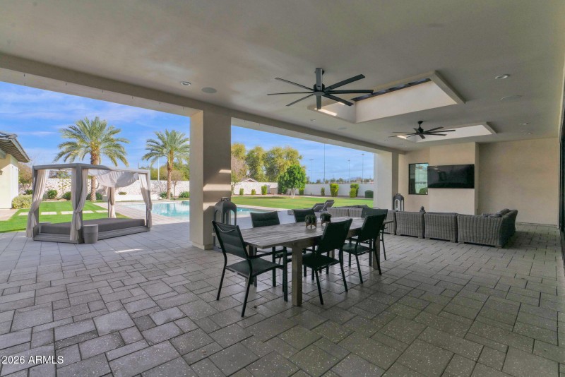 55-web-or-mls-P1514869