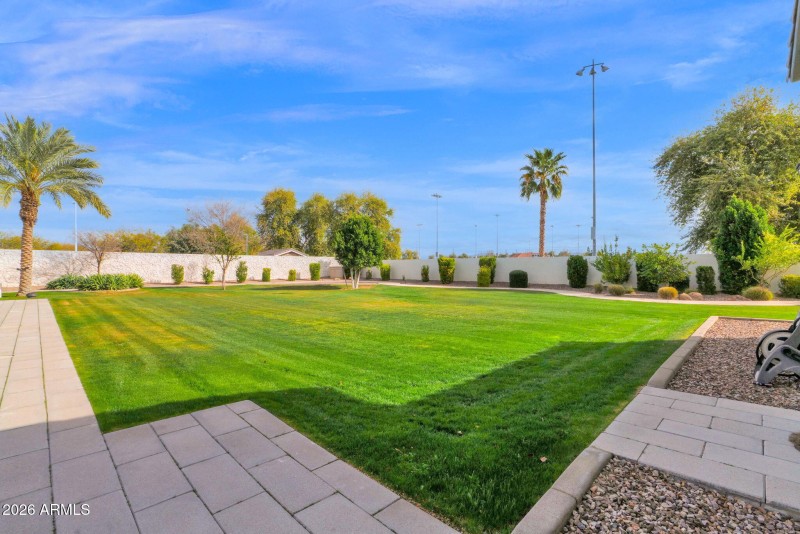 61-web-or-mls-P1514886