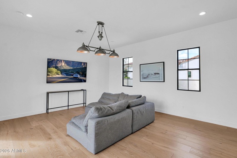 65-web-or-mls-P1514895