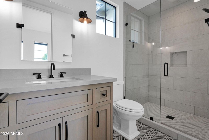 68-web-or-mls-P1514905