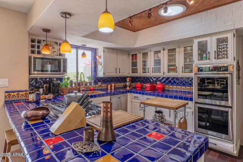 Kitchenaid appliances/2 ovens