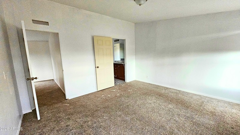 f6986da3-64b6-4d4d-8a8b-23c4244b8d49