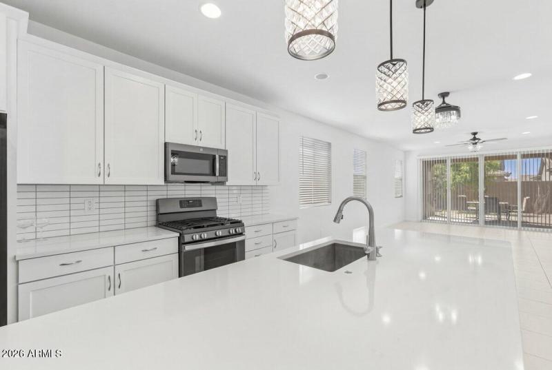 22521 E Twilight Dr 48 MLS kit to LR