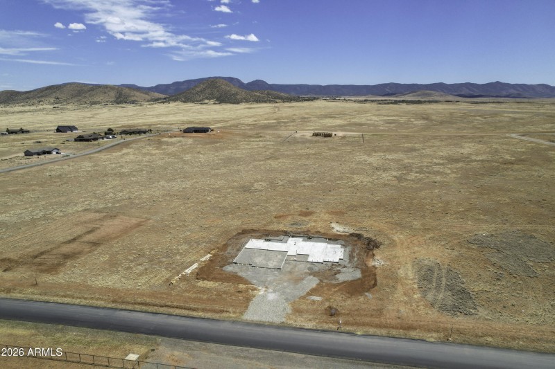 1-print-8375-covered-wagon-trail