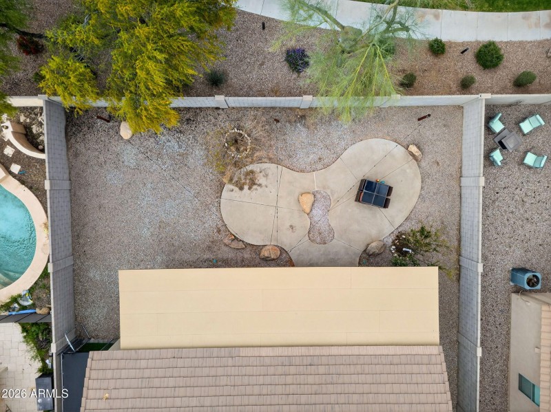 47-web-or-mls-11E Press Rd