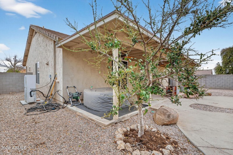 35-web-or-mls-60E Press Rd