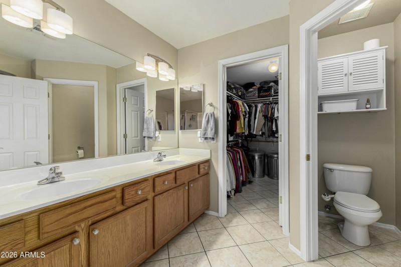 Primary Bath - Dual Sink - WIC