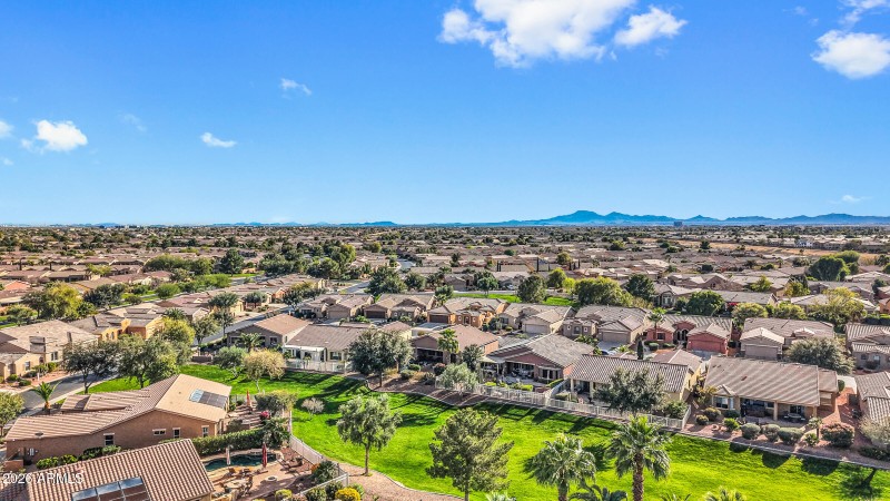 42806 Whispering Wind Ln-46