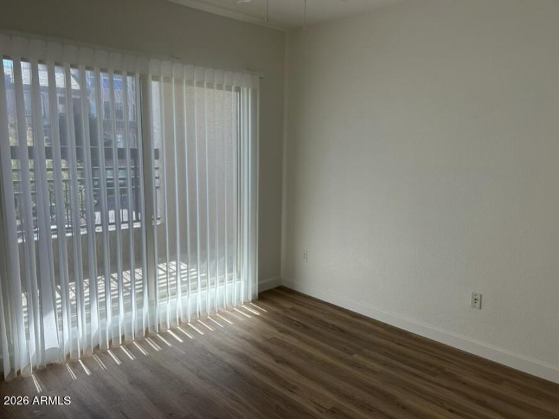 425 W Rio Salado Bed2