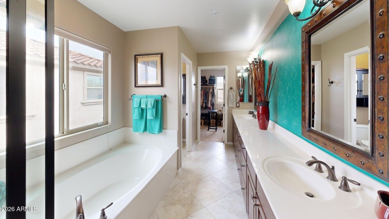 31156-N-137th-Ln-Bathroom 4