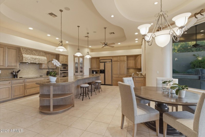 Kitchen Island and Bar